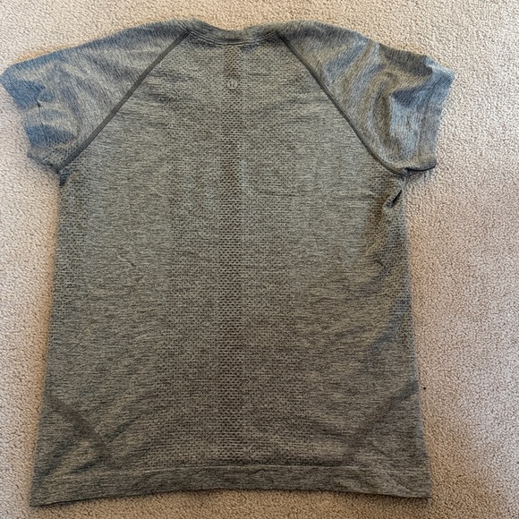 Lululemon cropped grey swiftly - Picture 3 of 3